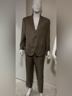 Caravelli 3 piece suit